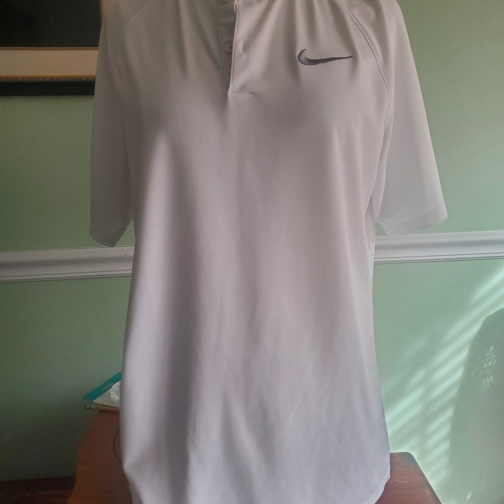 Womens Nike golf shirt